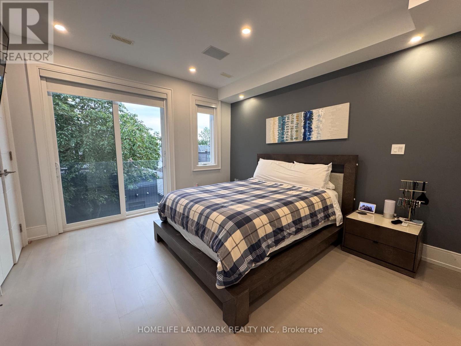 17 Hocken Avenue, Toronto, Ontario M6G 2K1 - Photo 11 - C13524676