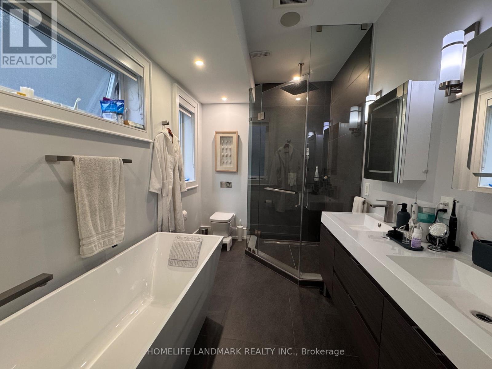 17 Hocken Avenue, Toronto, Ontario M6G 2K1 - Photo 14 - C13524676