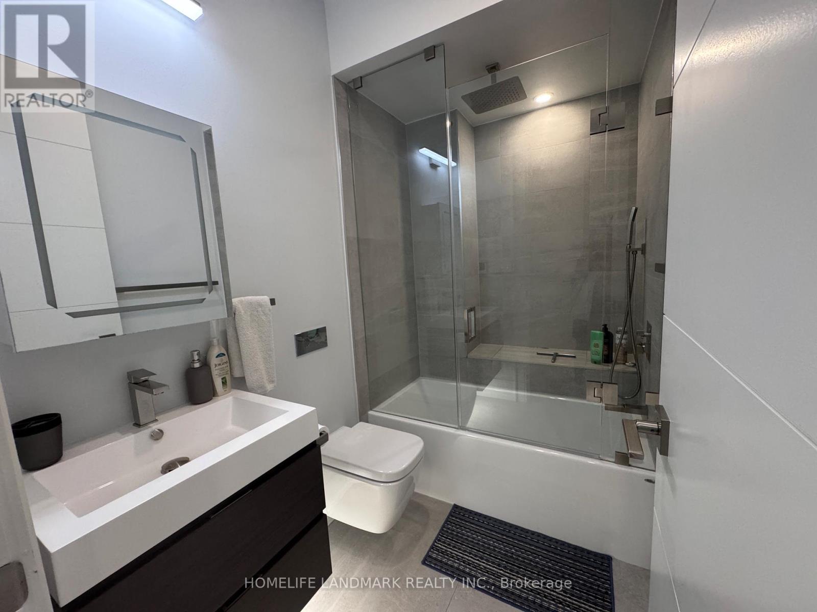 17 Hocken Avenue, Toronto, Ontario M6G 2K1 - Photo 17 - C13524676