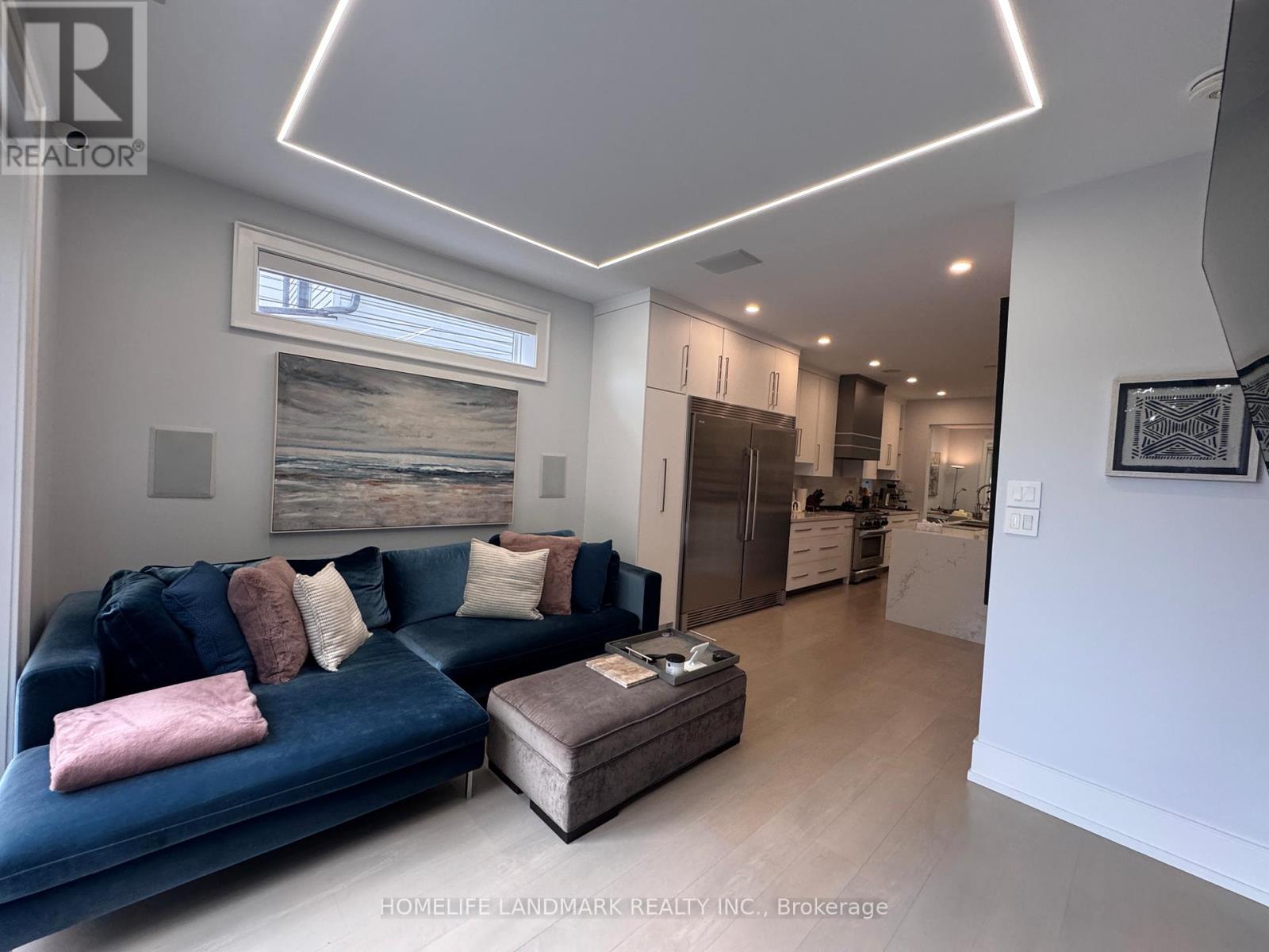 17 Hocken Avenue, Toronto, Ontario M6G 2K1 - Photo 9 - C13524676