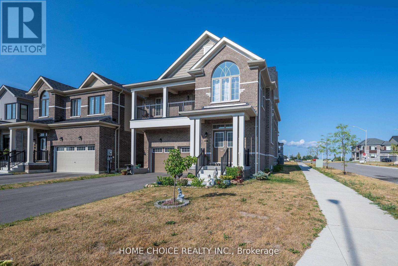 22 Ludlow Drive E, Barrie, Ontario  L9S 2Z8 - Photo 2 - S13524710