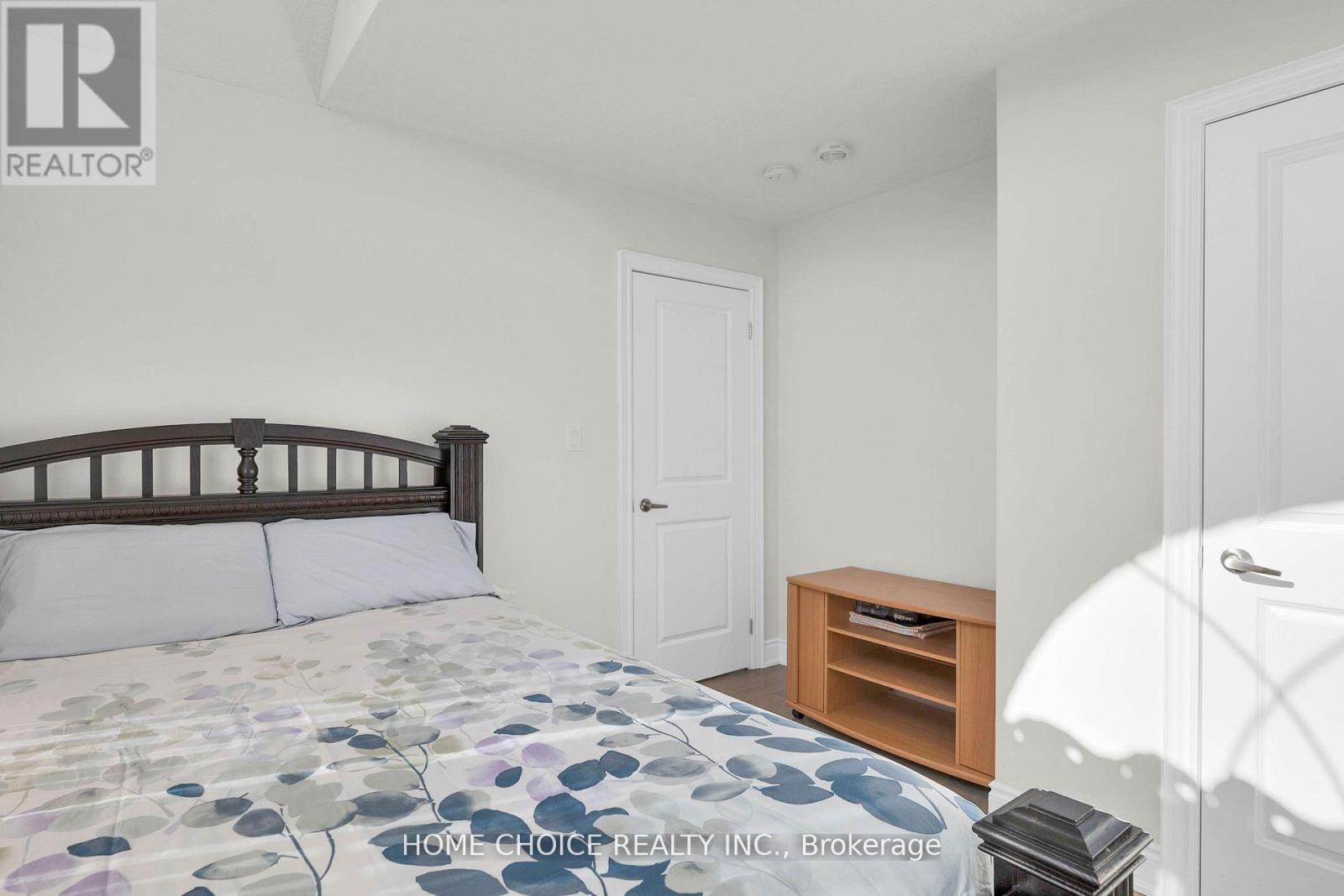22 Ludlow Drive E, Barrie, Ontario  L9S 2Z8 - Photo 24 - S13524710
