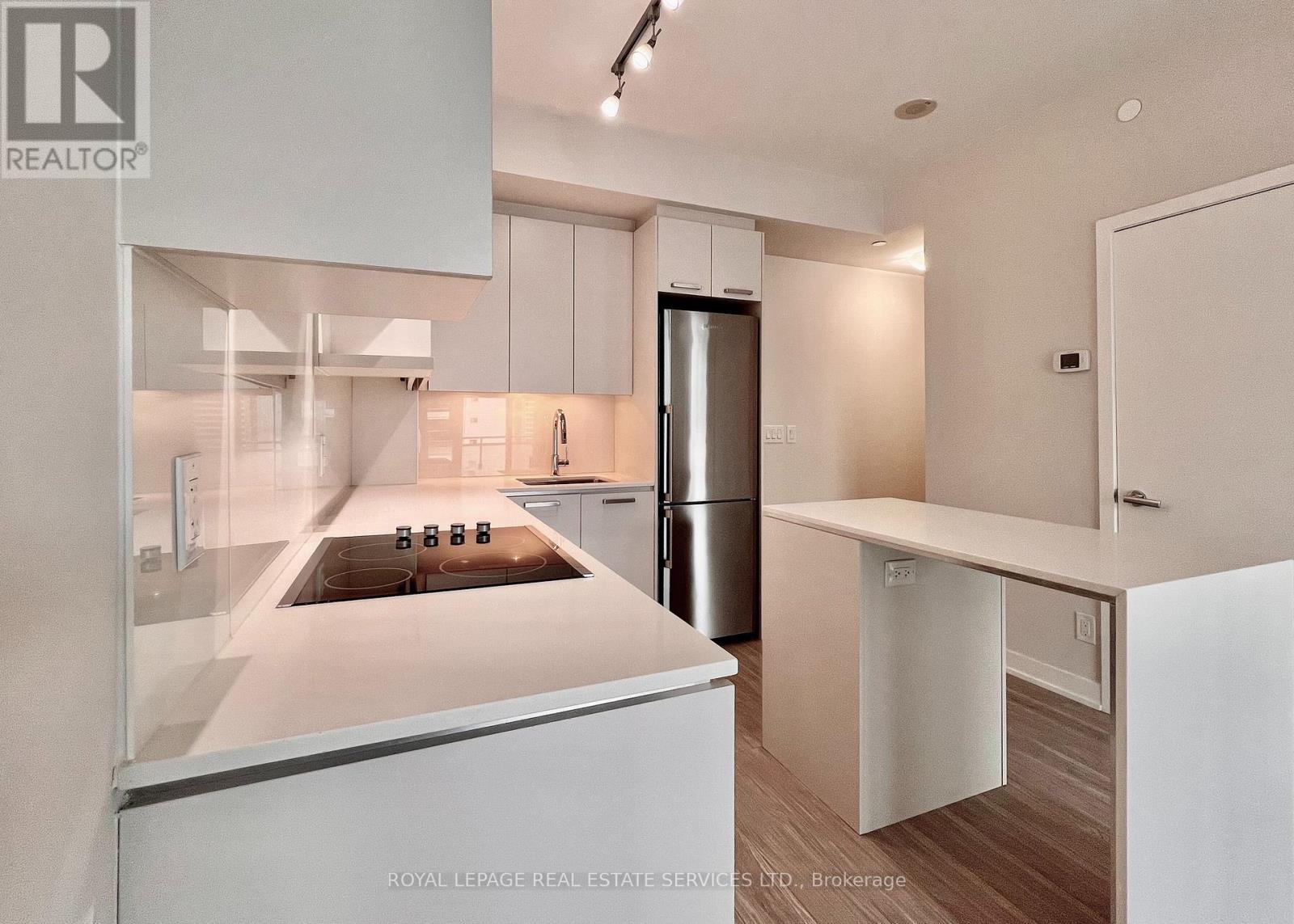 1117 - 1830 Bloor Street W, Toronto, Ontario  M6P 0A2 - Photo 7 - W13524680