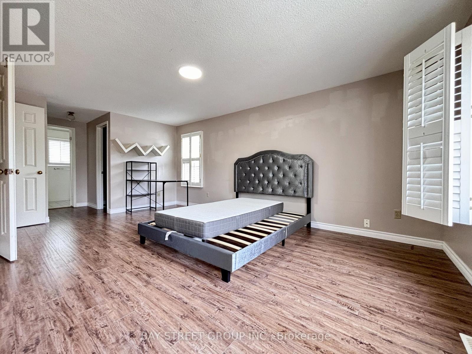 331 Green Lane, Markham, Ontario  L3T 7A4 - Photo 16 - N13508318