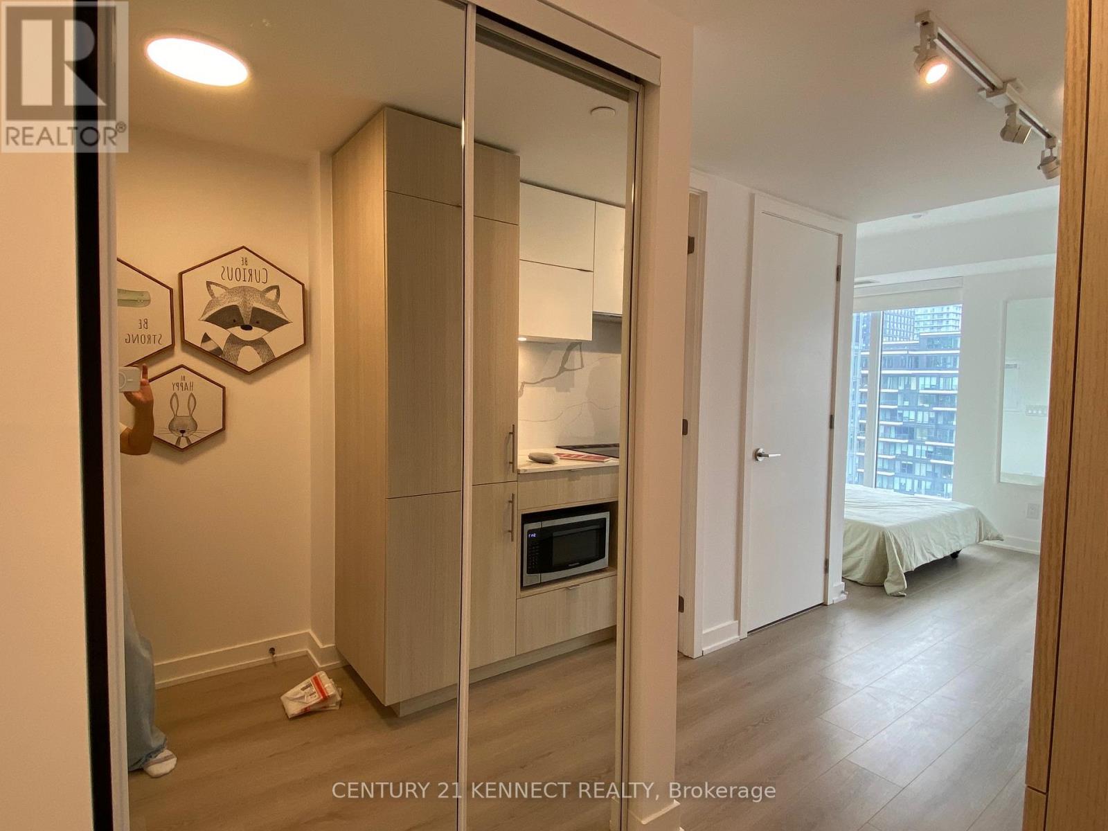 3311 - 100 Queen Street E, Toronto, Ontario  M5C 0B5 - Photo 4 - C13518306