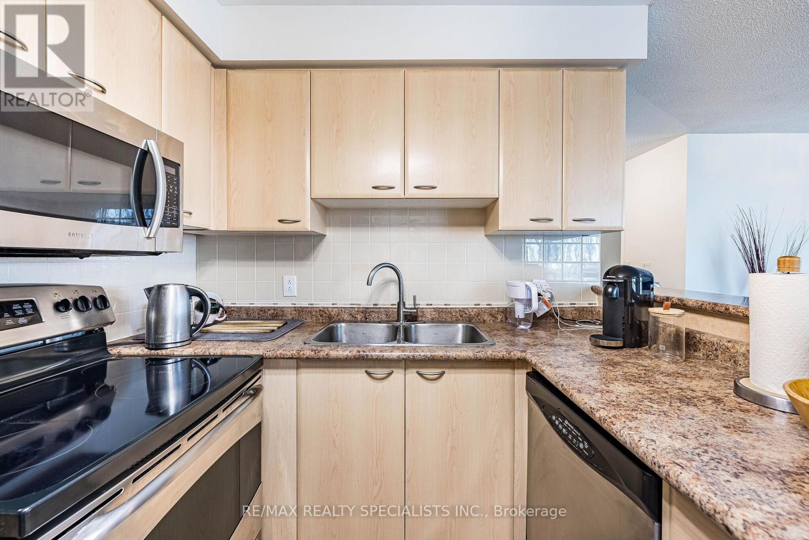 2803 - 38 Lee Centre Drive, Toronto, Ontario M1H 3J7 - Photo 21 - E13524732