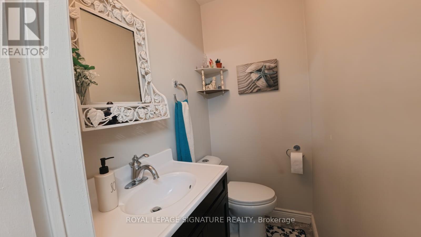 Upper - 3471 The Credit Woodlands Drive, Mississauga, Ontario  L5C 2K5 - Photo 10 - W13523274