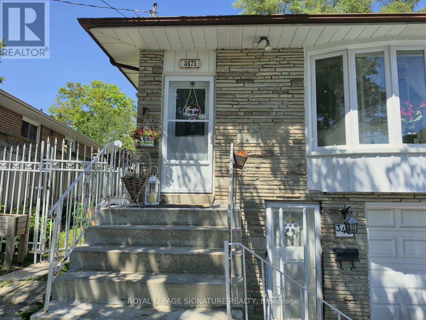 Upper - 3471 The Credit Woodlands Drive, Mississauga, Ontario  L5C 2K5 - Photo 2 - W13523274