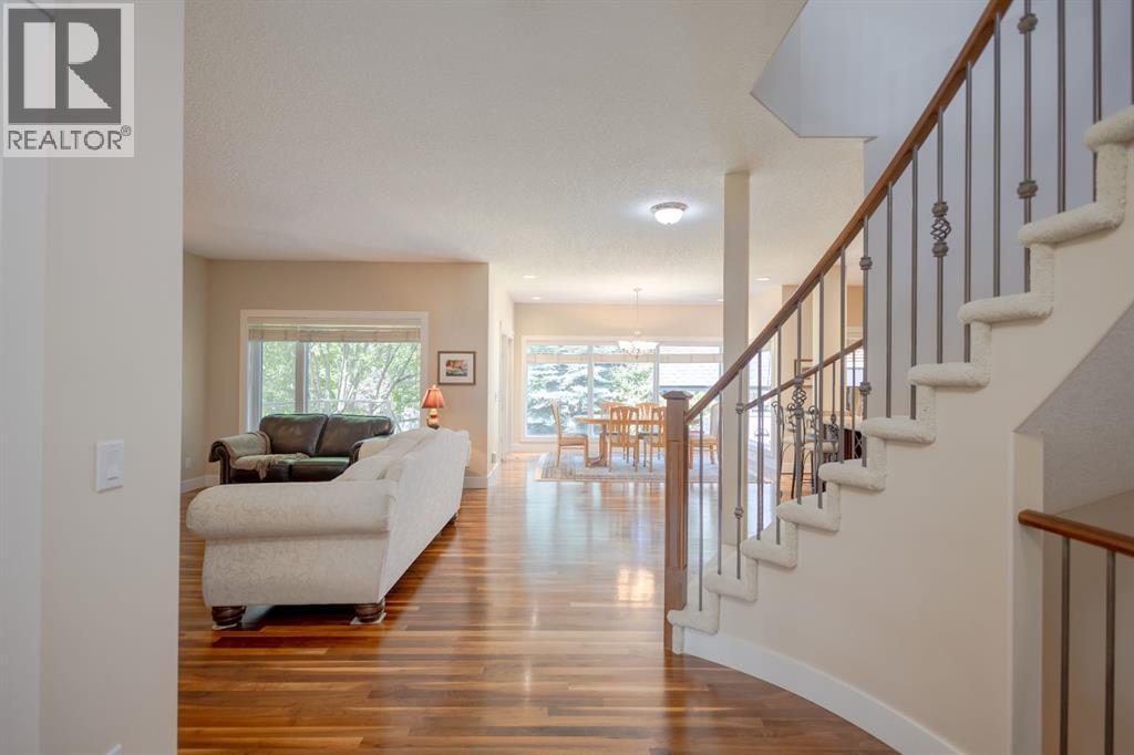 11 Tuscany Glen Green NW, Calgary, Alberta  T3L 2V8 - Photo 5 - A2313168