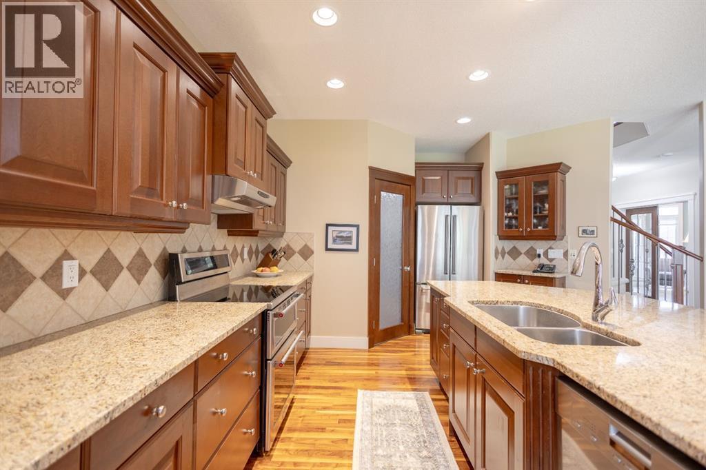 11 Tuscany Glen Green NW, Calgary, Alberta  T3L 2V8 - Photo 17 - A2313168