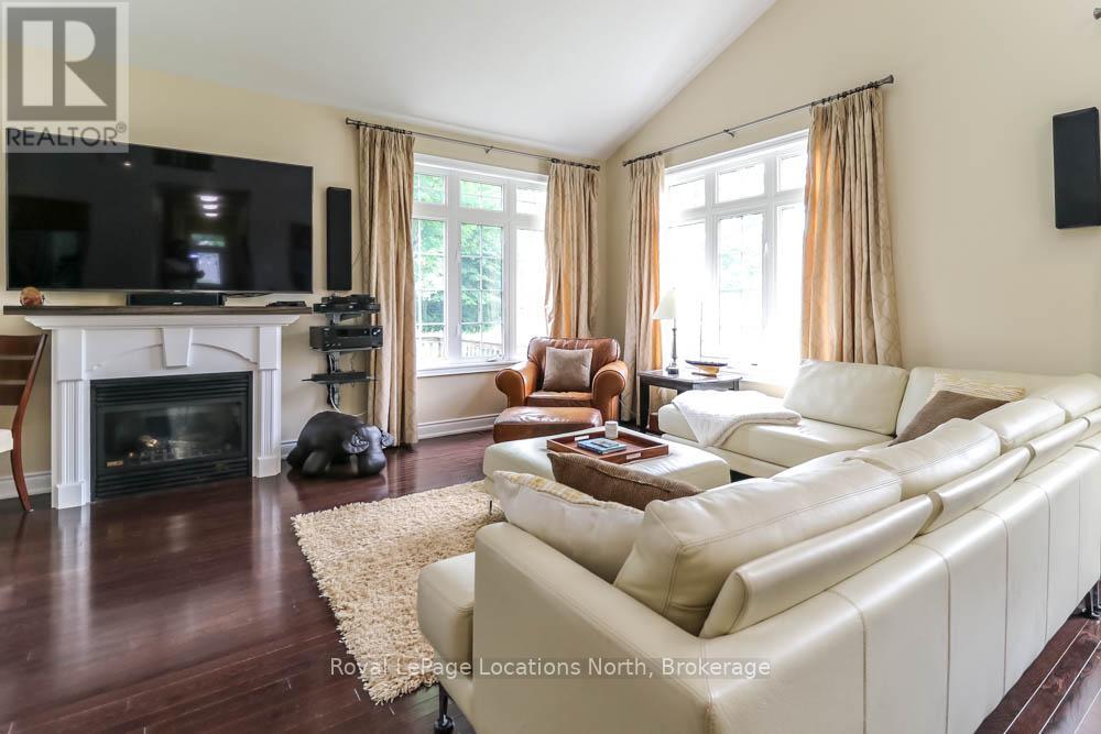 689616 Monterra Road, Blue Mountains, Ontario  L9Y 0W3 - Photo 12 - X13524748