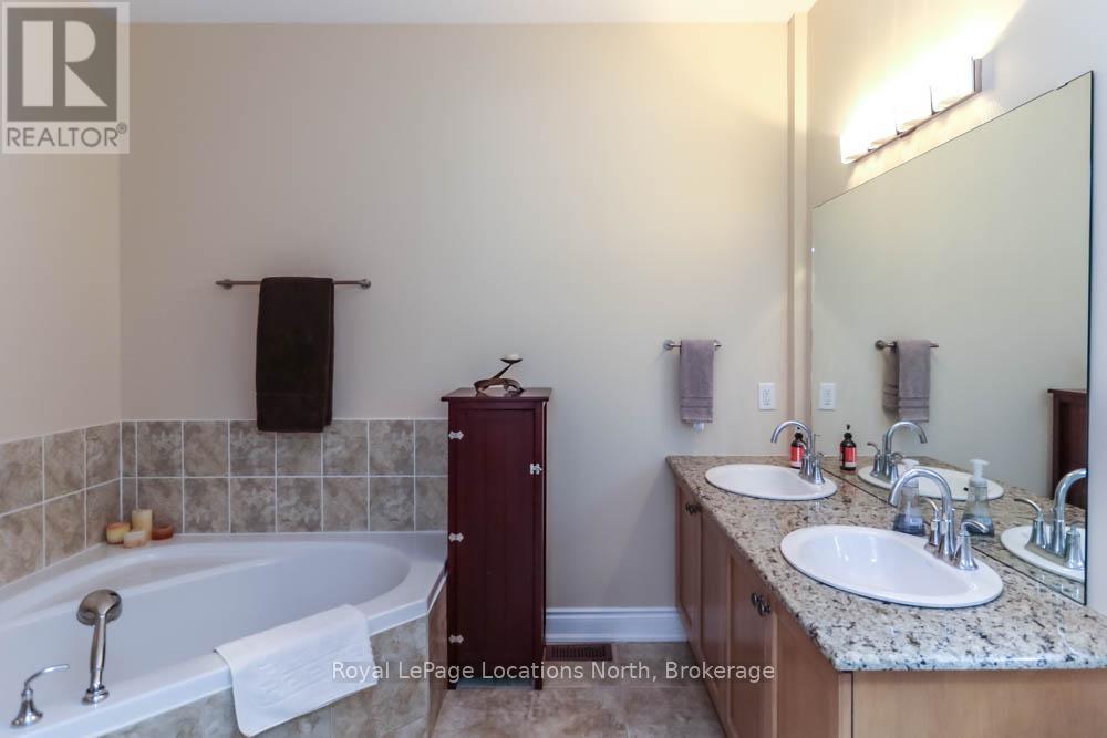 689616 Monterra Road, Blue Mountains, Ontario  L9Y 0W3 - Photo 18 - X13524748