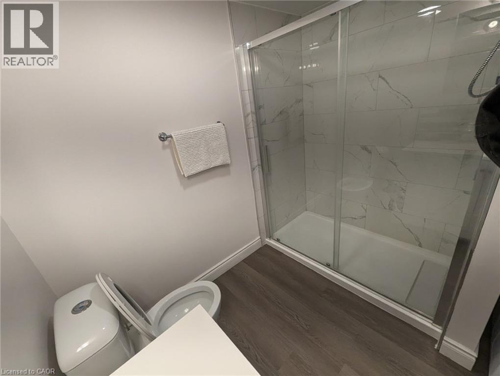 510 Oakridge Place Unit# Lower, Waterloo, Ontario  N2L 4P2 - Photo 6 - 40845368