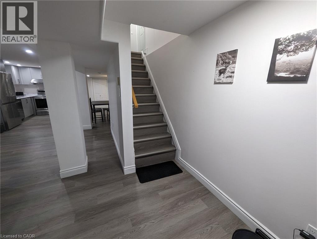 510 Oakridge Place Unit# Lower, Waterloo, Ontario  N2L 4P2 - Photo 9 - 40845368