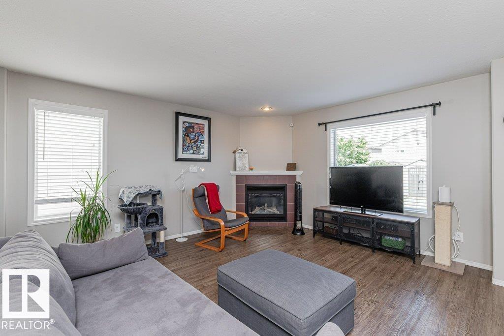 1816 36 Av NW, Edmonton, Alberta  T6T 1S8 - Photo 8 - E4497233