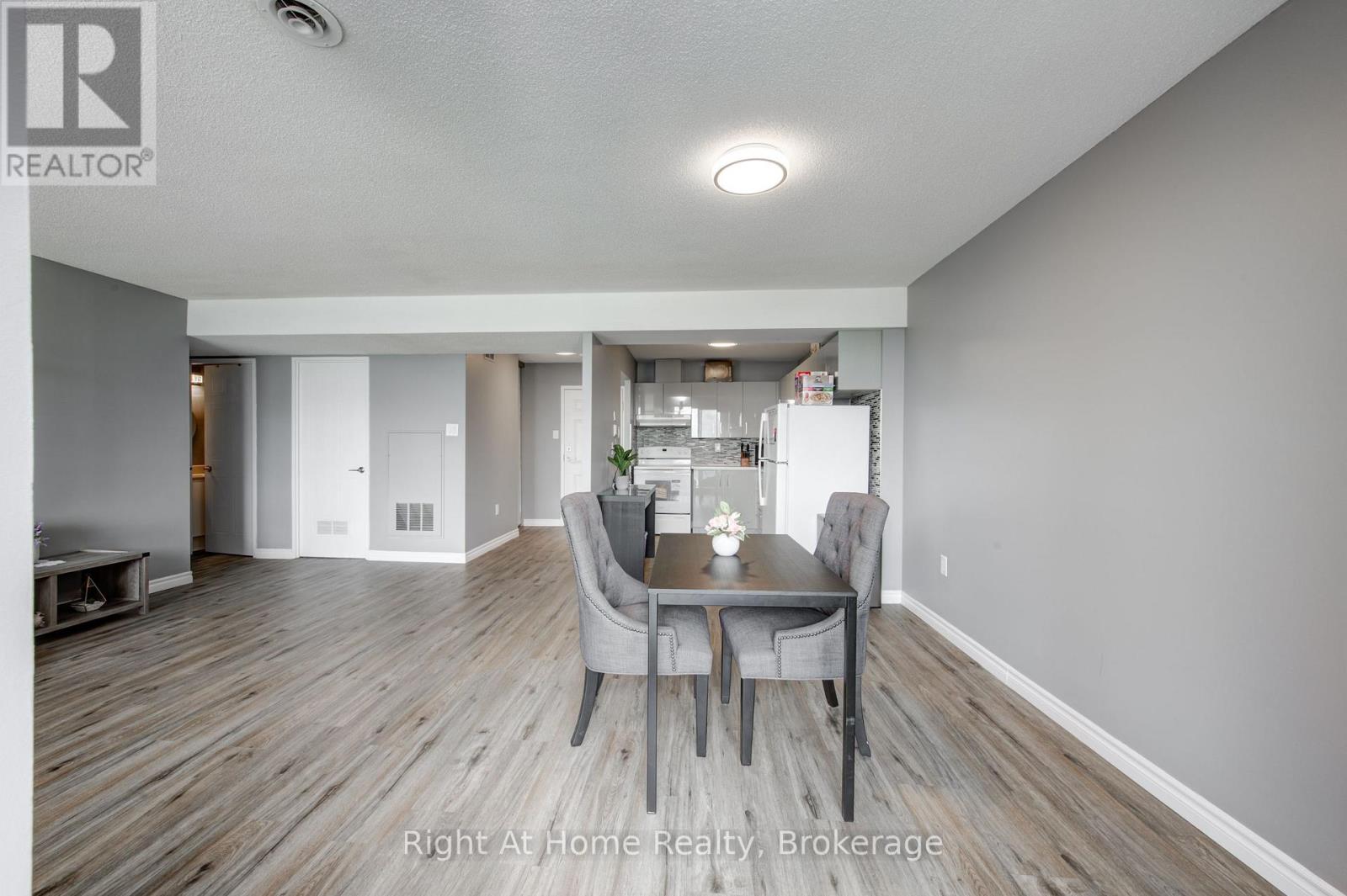 1104 - 30 Chapman Court, London North, Ontario  N6G 4Y4 - Photo 10 - X13524774