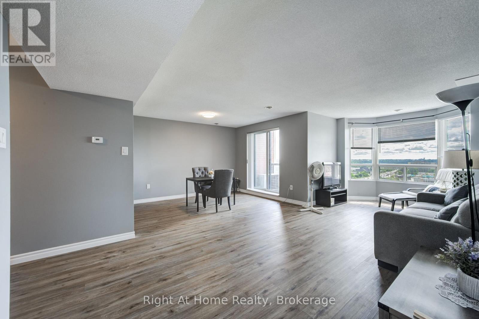1104 - 30 Chapman Court, London North, Ontario  N6G 4Y4 - Photo 12 - X13524774