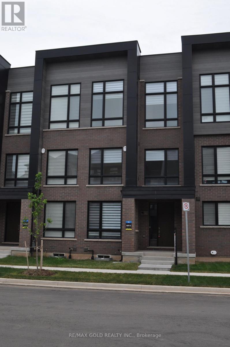 3118 Perkins Way N, Oakville, Ontario  L6H 7Z5 - Photo 2 - W13467546