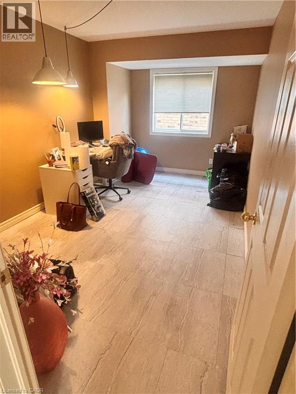 17 Hawkswood Drive, Kitchener, Ontario  N2K 4J6 - Photo 3 - 40845360