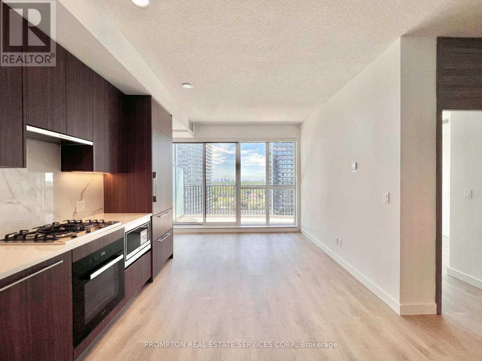 2016 - 68 Esther Shiner Boulevard, Toronto, Ontario  M2K 0J6 - Photo 2 - C13524772