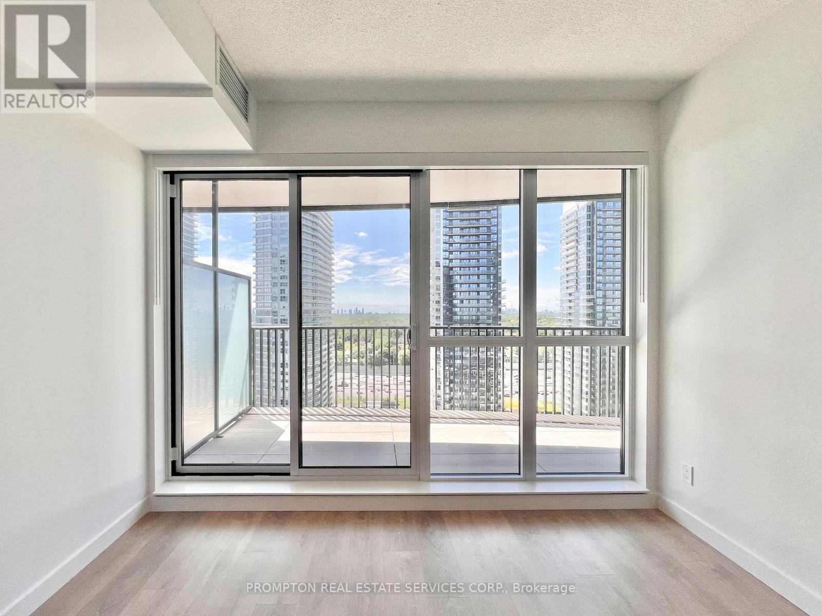 2016 - 68 Esther Shiner Boulevard, Toronto, Ontario  M2K 0J6 - Photo 8 - C13524772