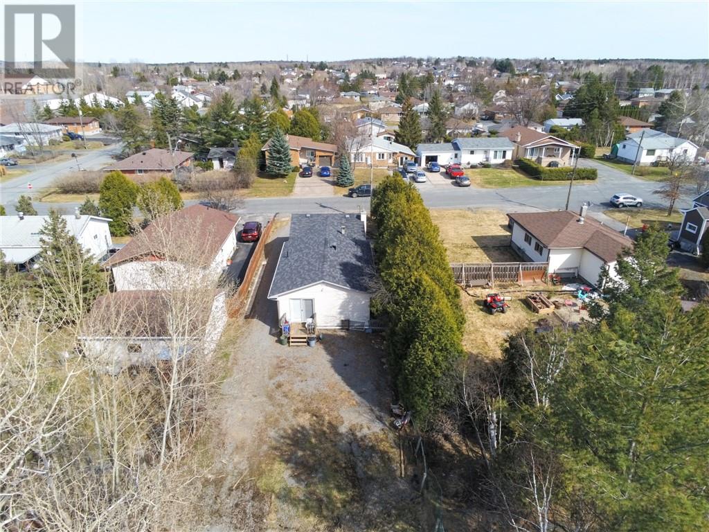 17 Clairmont Street, Sudbury, Ontario  P3B 3S4 - Photo 35 - 2126253