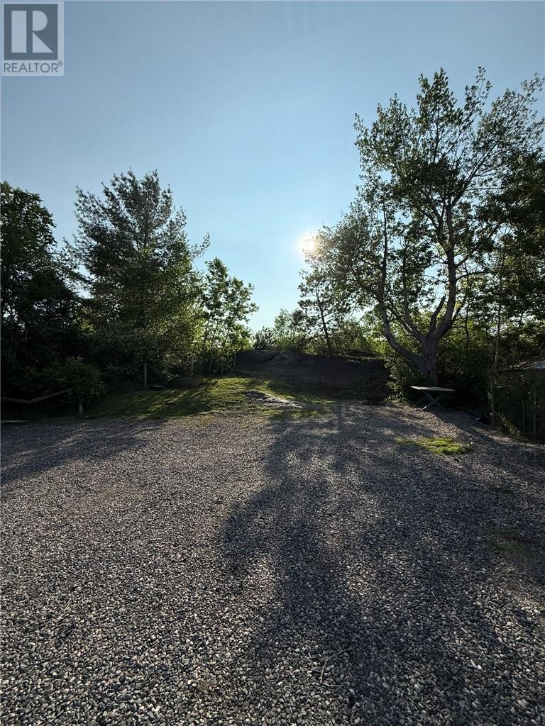 17 Clairmont Street, Sudbury, Ontario  P3B 3S4 - Photo 5 - 2126253