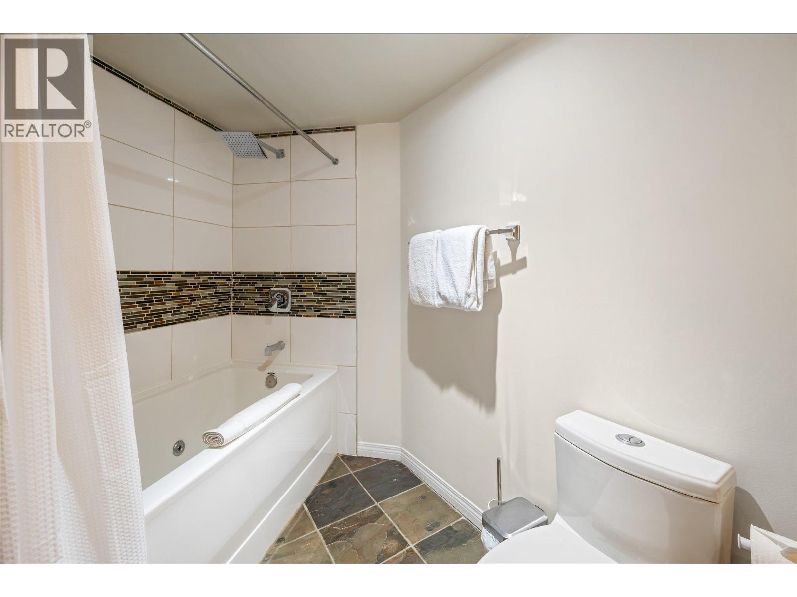 204 4821 Spearhead Drive, Whistler, British Columbia  V8E 1E8 - Photo 18 - R3092686