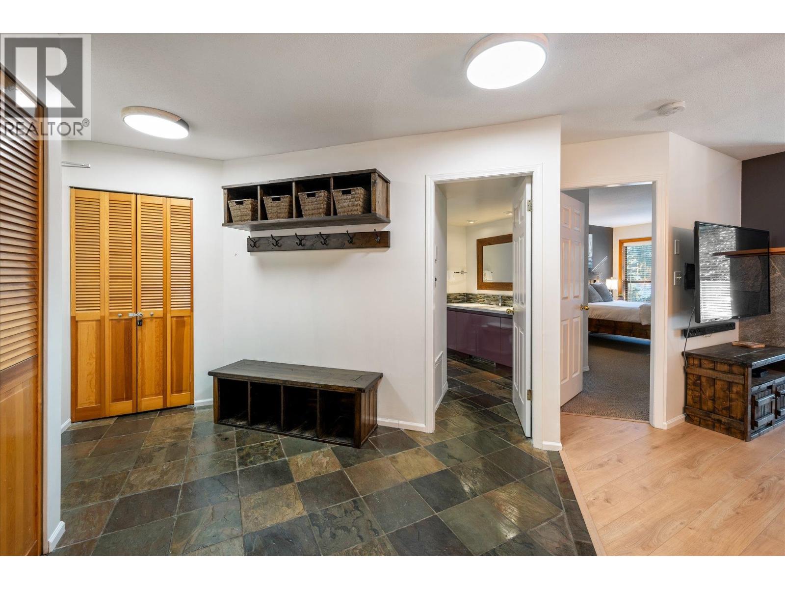 204 4821 Spearhead Drive, Whistler, British Columbia  V8E 1E8 - Photo 21 - R3092686