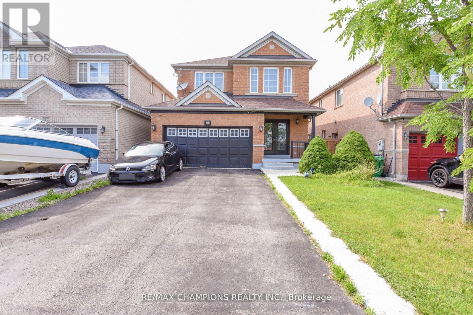 30 FEATHER REED WAY, Brampton, Ontario