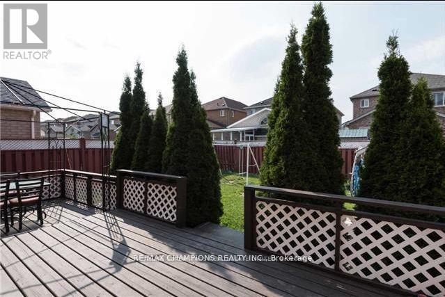 30 Feather Reed Way, Brampton, Ontario L6R 3A3 - Photo 22 - W13524766