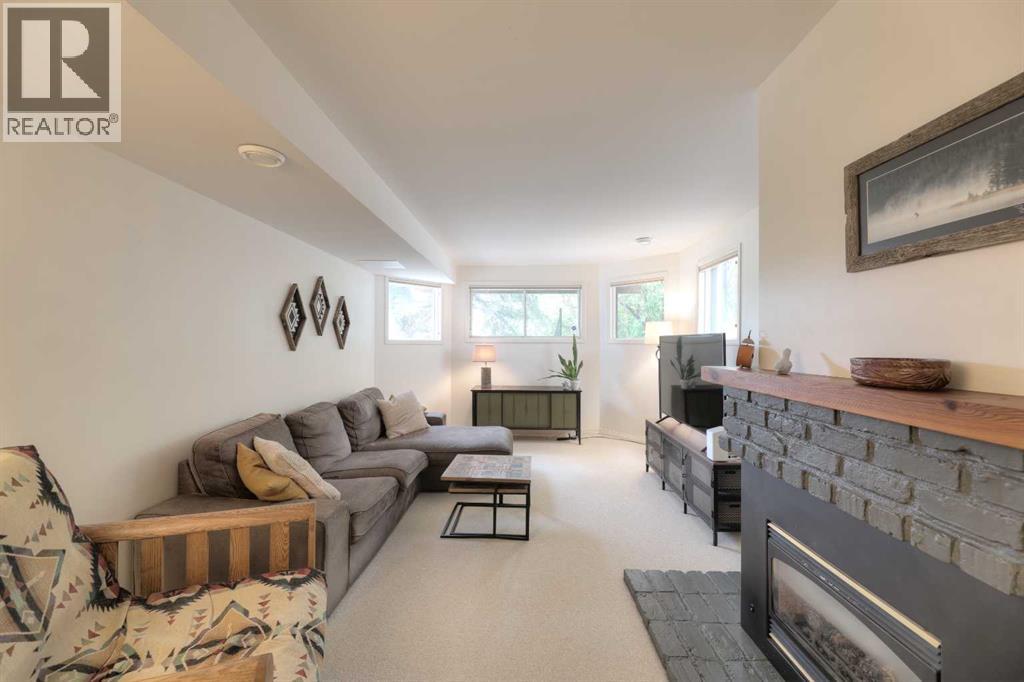 1908 30 Avenue SW, Calgary, Alberta  T2T 1P9 - Photo 38 - A2325004