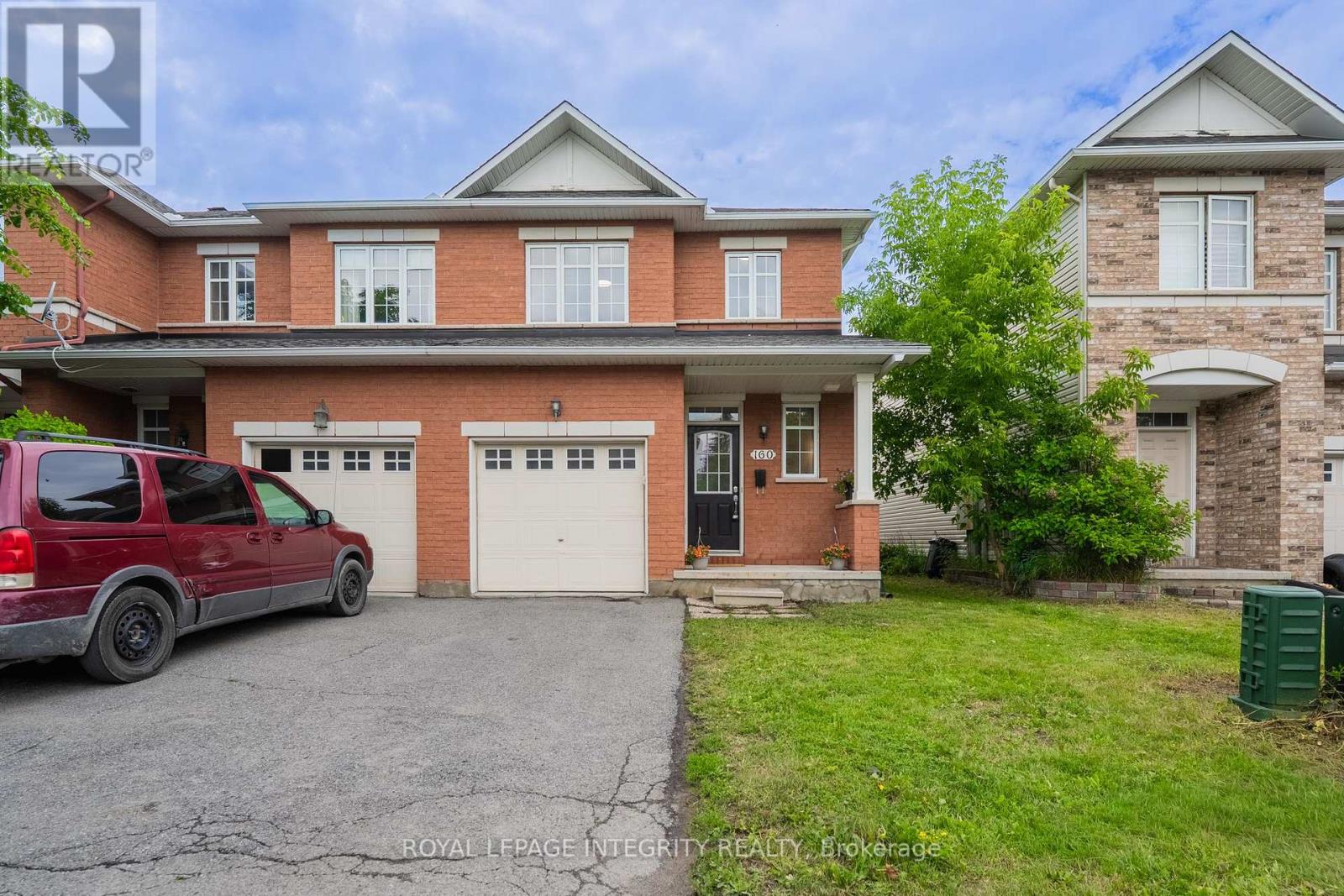 160 DEERCROFT AVENUE, Ottawa, Ontario