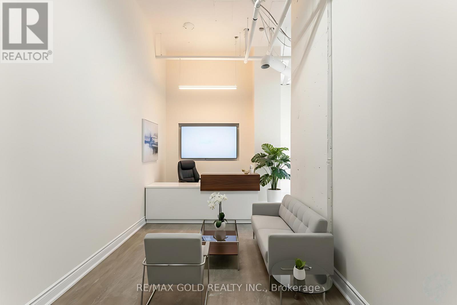 410 - 996 MARTIN GROVE ROAD, Toronto, Ontario