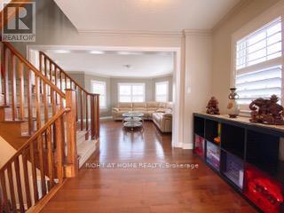 3192 Munson Crescent, Burlington, Ontario  L7M 0B9 - Photo 5 - W13524804