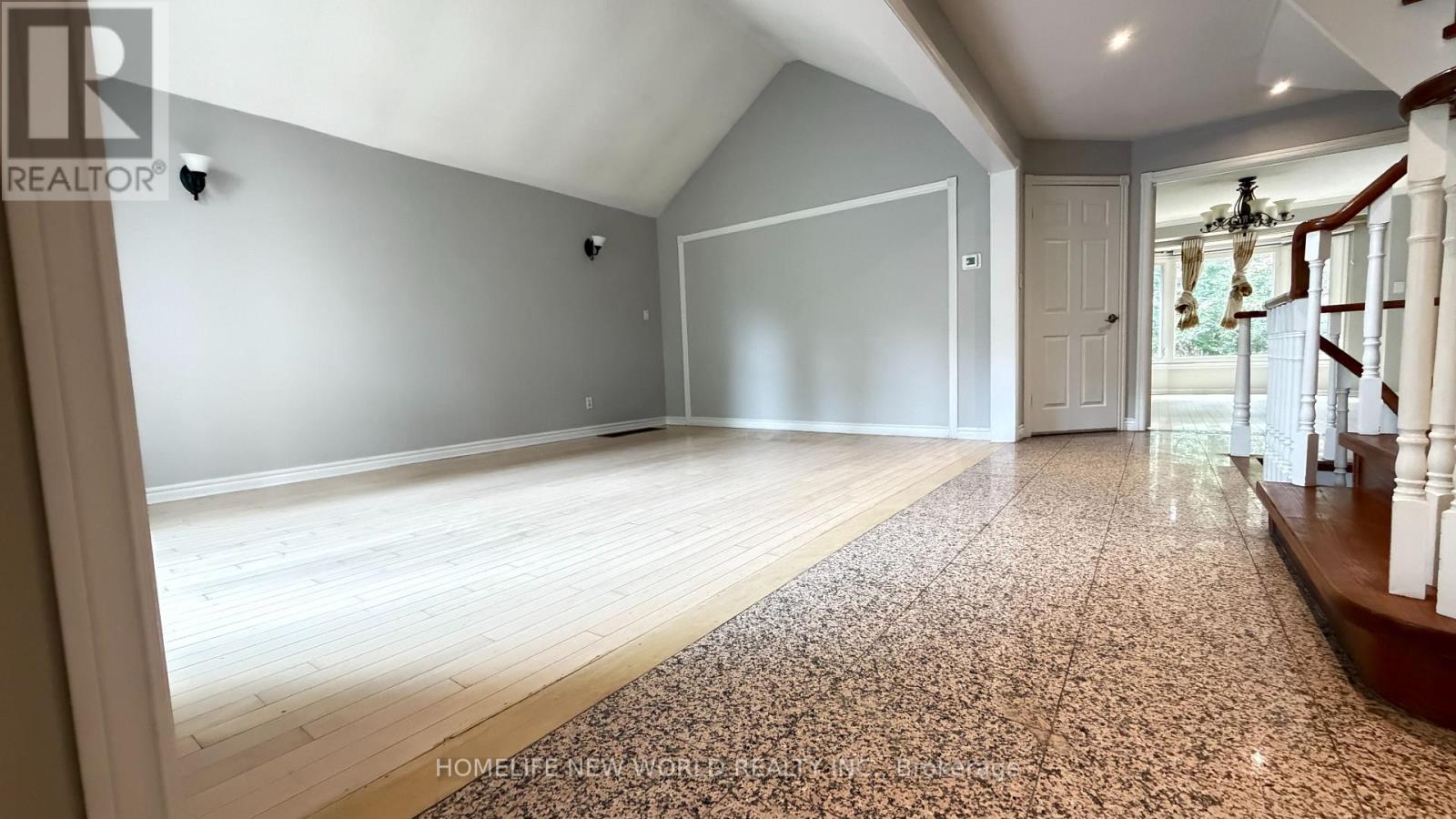 6 Corby Road, Markham, Ontario  L3R 8M7 - Photo 2 - N13509634