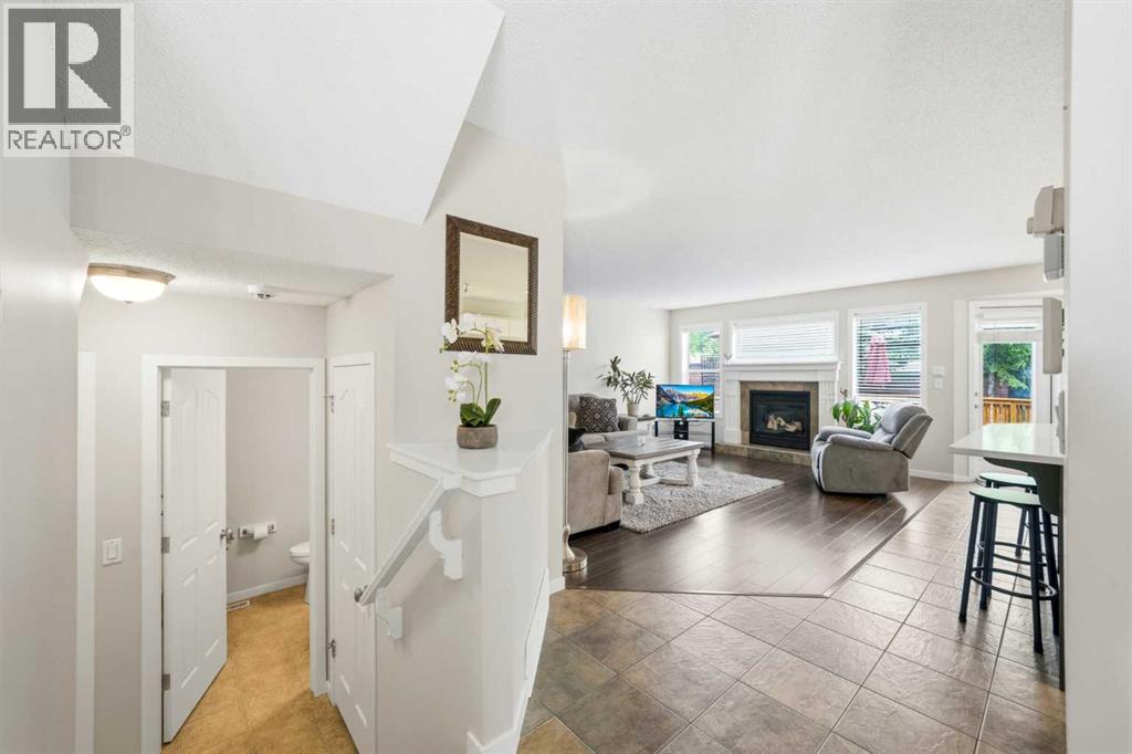 82 Springborough Point SW, Calgary, Alberta  T3H 5M9 - Photo 6 - A2319630