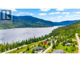 6755 EAGLEVIEW Lane, Nelson, British Columbia