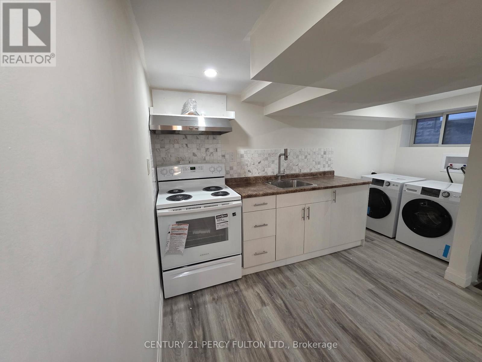 15 Ottawa Street S, Hamilton, Ontario  L8K 2C9 - Photo 5 - X13417012