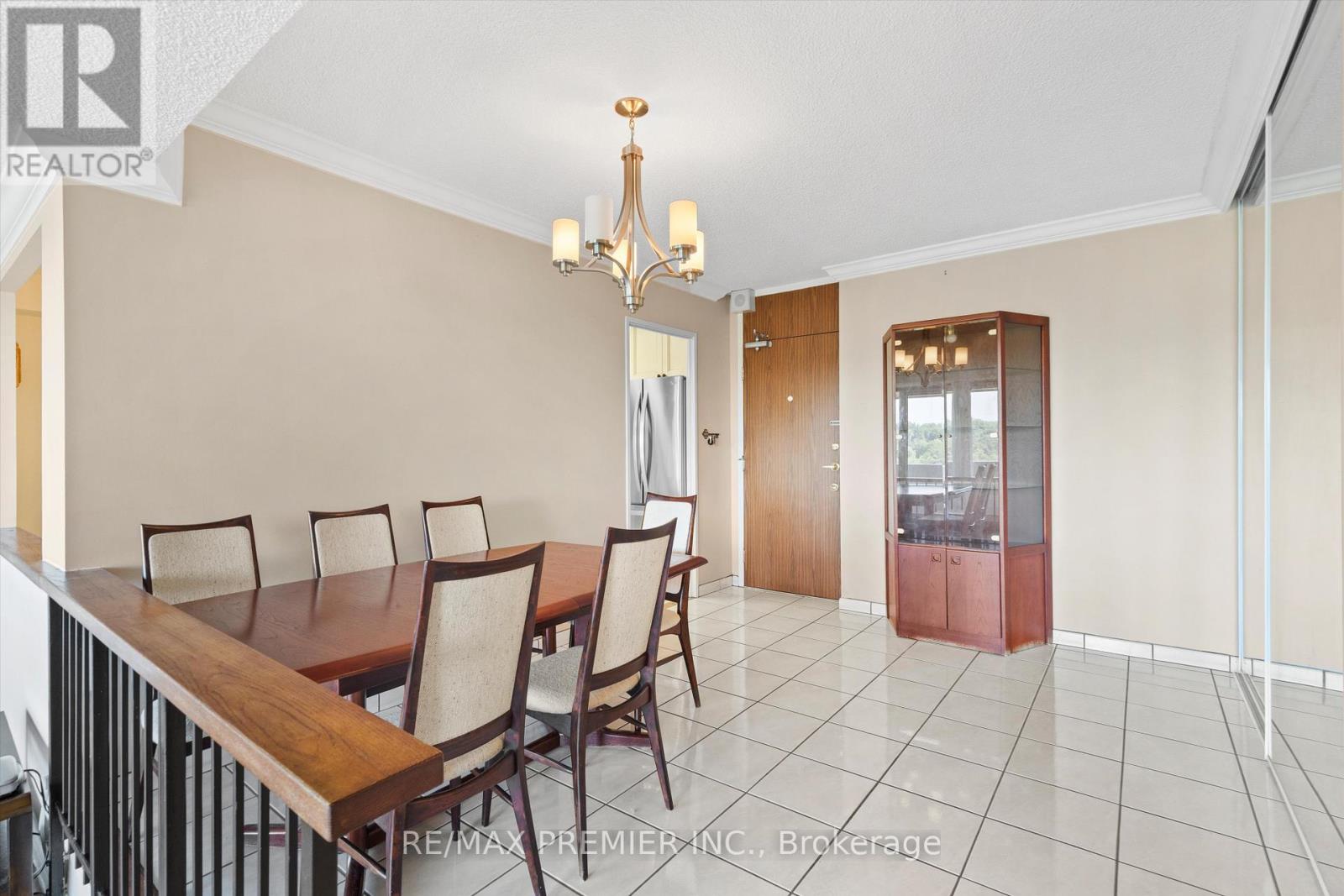 711 - 240 Scarlett Road, Toronto, Ontario  M6N 4X4 - Photo 10 - W13524846