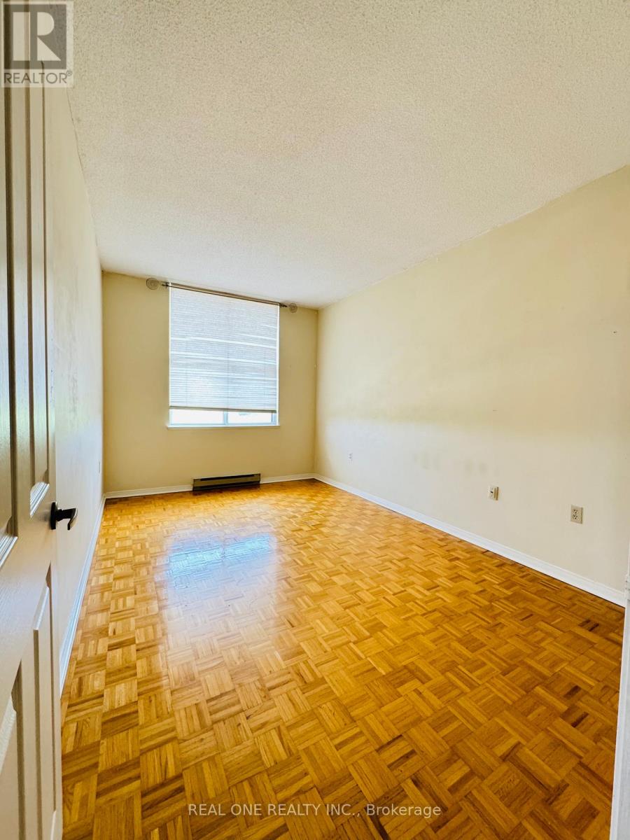 405 - 2199 Sixth Line, Oakville, Ontario  L6H 5V3 - Photo 13 - W13524848