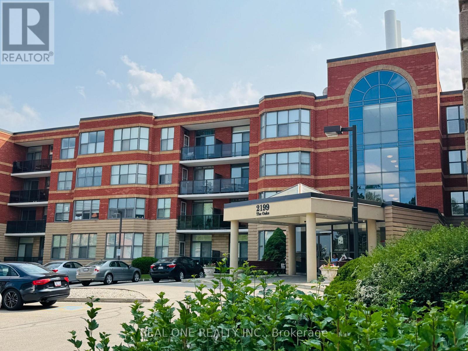 405 - 2199 Sixth Line, Oakville, Ontario  L6H 5V3 - Photo 2 - W13524848