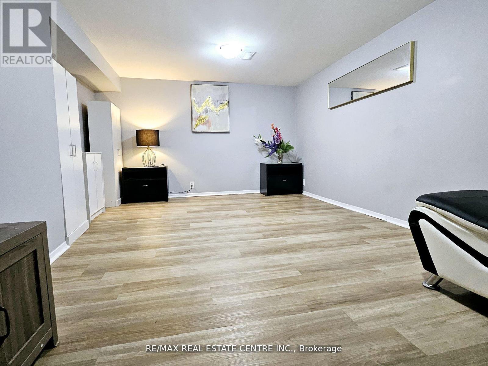 401 Elgin Street E, Oshawa, Ontario L1G 1V1 - Photo 40 - E13524868