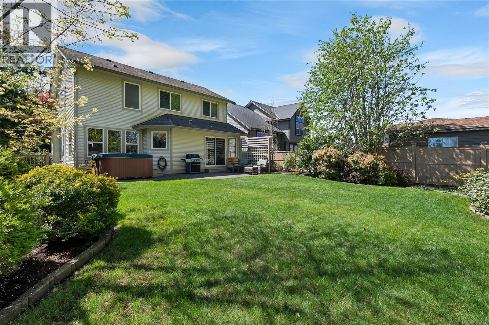 668 Garden Way — photo 45