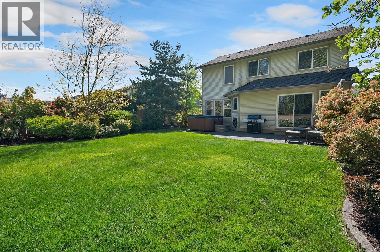 668 Garden Way — photo 43