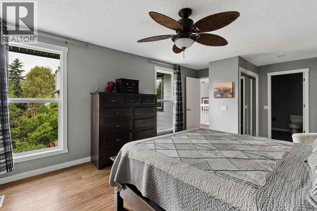 692 Woodpark Boulevard SW, Calgary, Alberta  T2W 3R7 - Photo 27 - A2325814