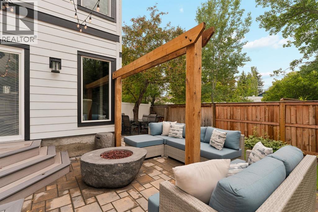 692 Woodpark Boulevard SW, Calgary, Alberta  T2W 3R7 - Photo 36 - A2325814
