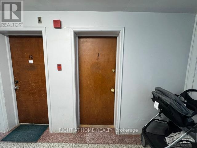 1 - 1 Wandle Avenue, Toronto, Ontario  M3M 2L1 - Photo 2 - W13075814
