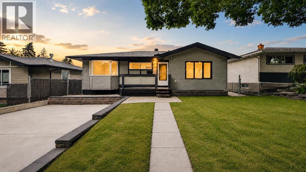 44 Fairview Crescent SE, Calgary, Alberta  T2H 0Z6 - Photo 1 - A2325738