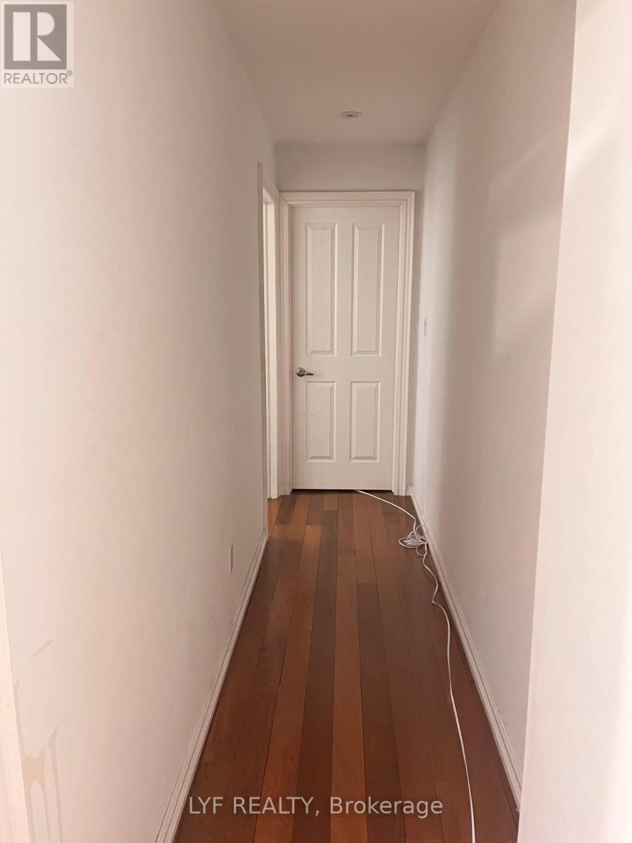 Upper A - 193 Brunswick Avenue, Toronto, Ontario  M5S 2M4 - Photo 2 - C13524926